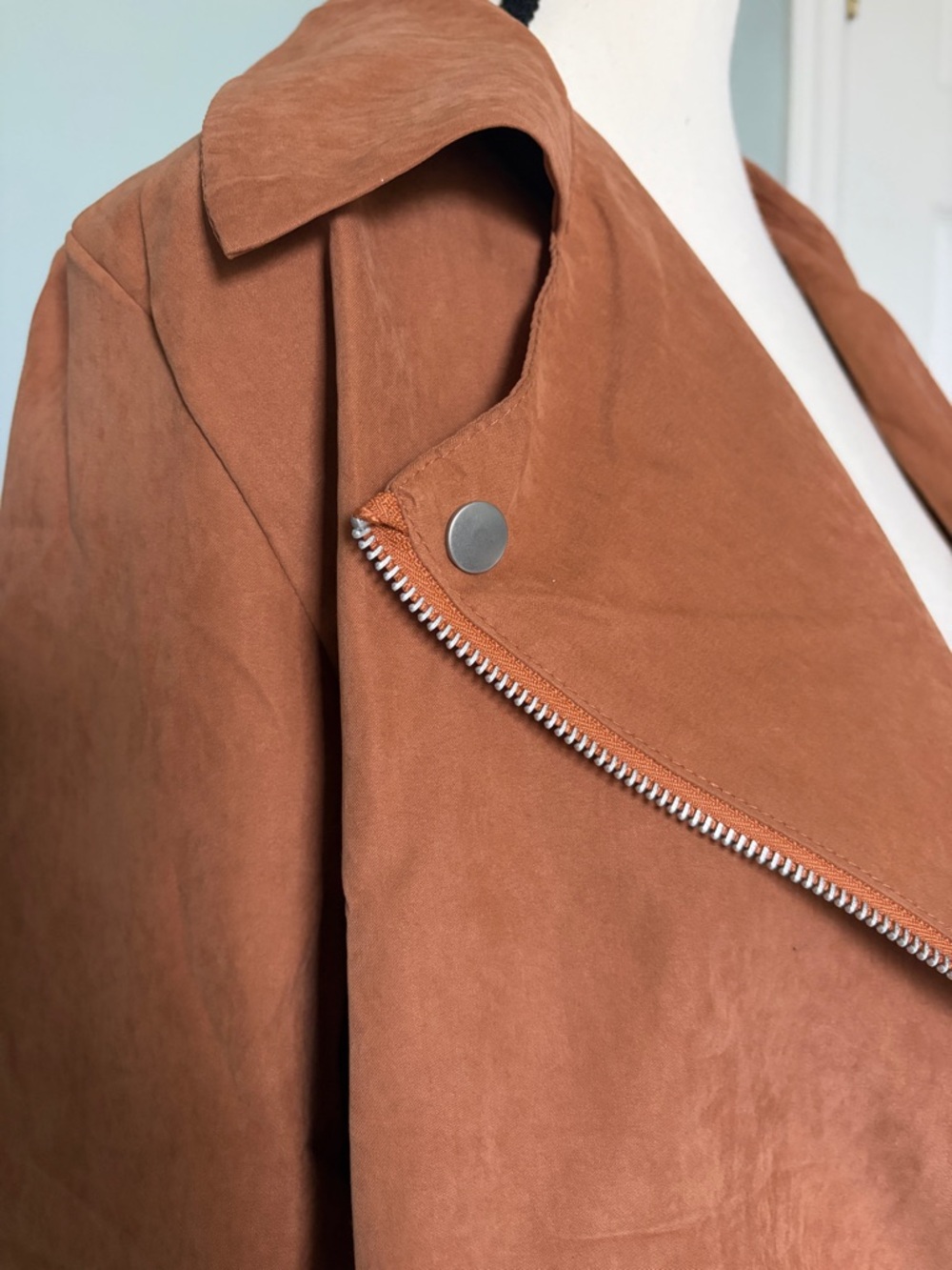 ๐ฅ๐๐ฅ Rust Orange Faux Suede Cropped Moto Jacket - Size M - Picture 3 of 7